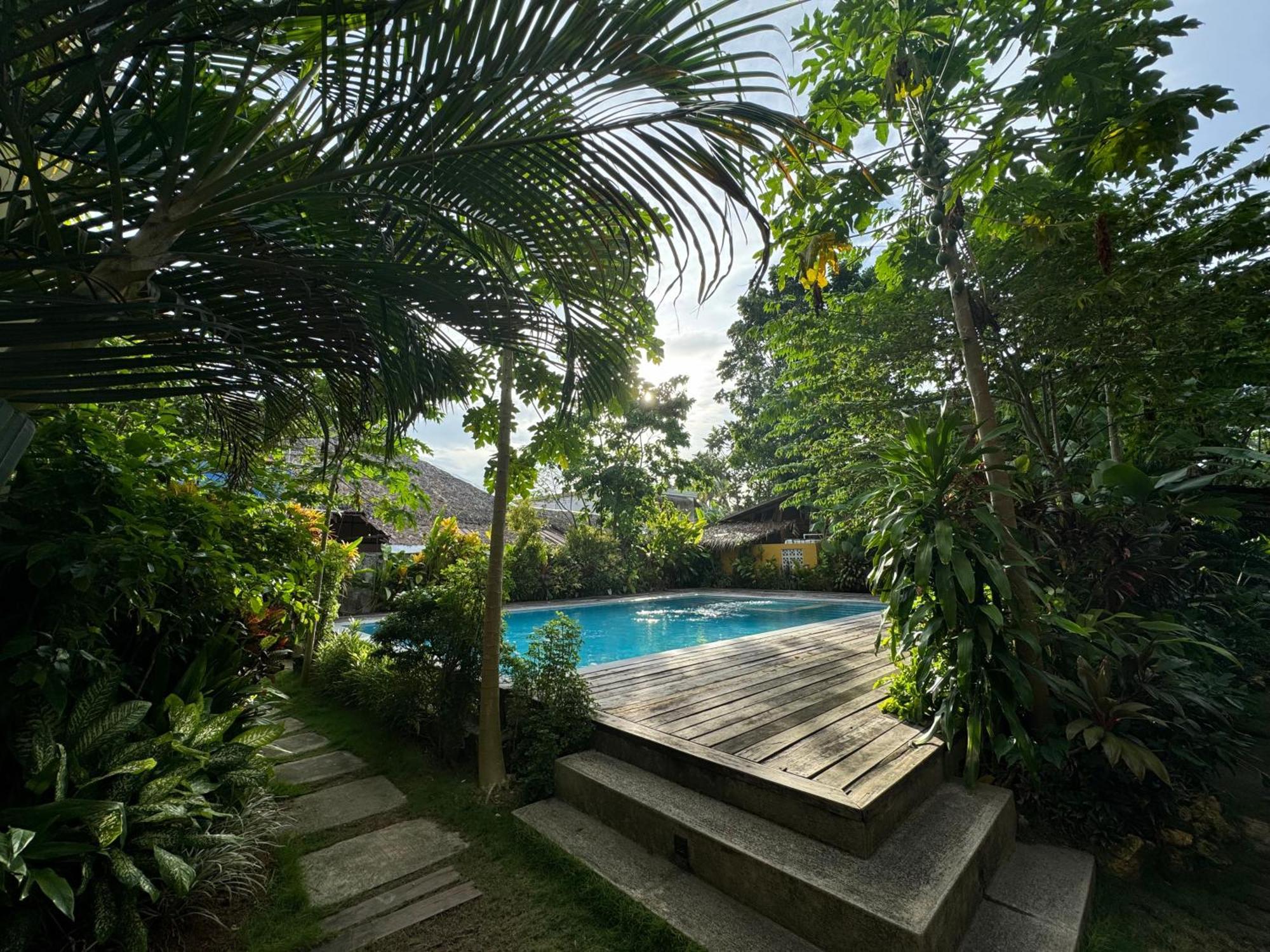Caracoa Resort General Luna  Luaran gambar